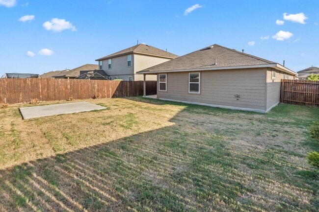 Building Photo - 13349 Bearded Flt