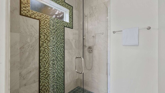 Building Photo - Luxury Long-Term Rental in Destiny East- Fully Furnished 5B/3.5B Home