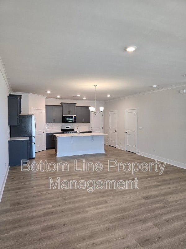 Building Photo - 2000 Harlequin Dr