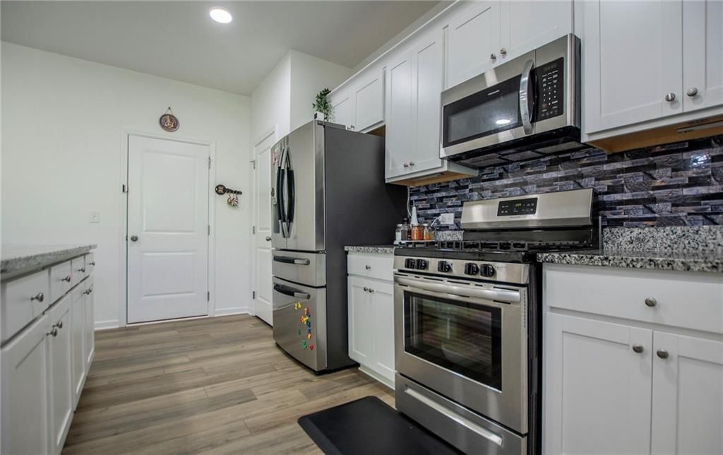 Building Photo - 194 Rivulet Dr