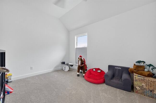 Building Photo - 19302 Seabiscuit Stable Trl