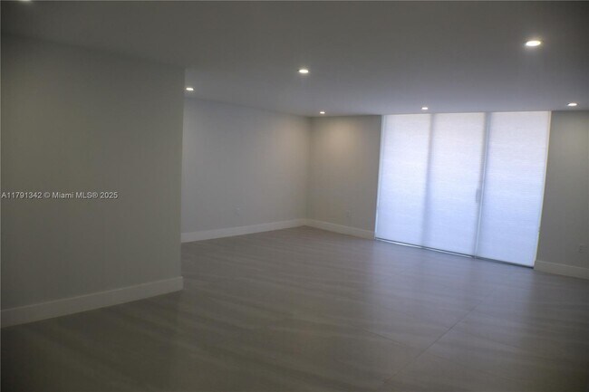 Building Photo - 2750 NE 183rd St