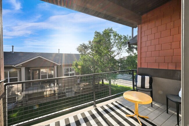Building Photo - 14848 Ox Cart Ln