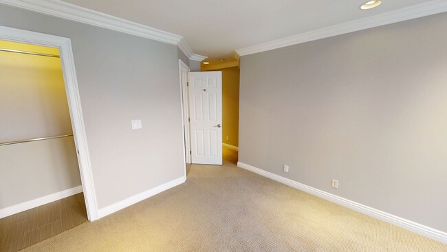 Building Photo - Unfurnished - Custom Built Home | Short-Term Lease