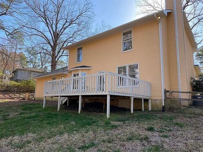 Building Photo - 321 McFadyen Dr