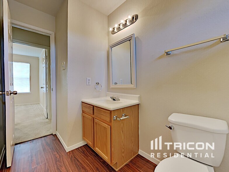 Building Photo - 21206 Bridgemeadows Ln