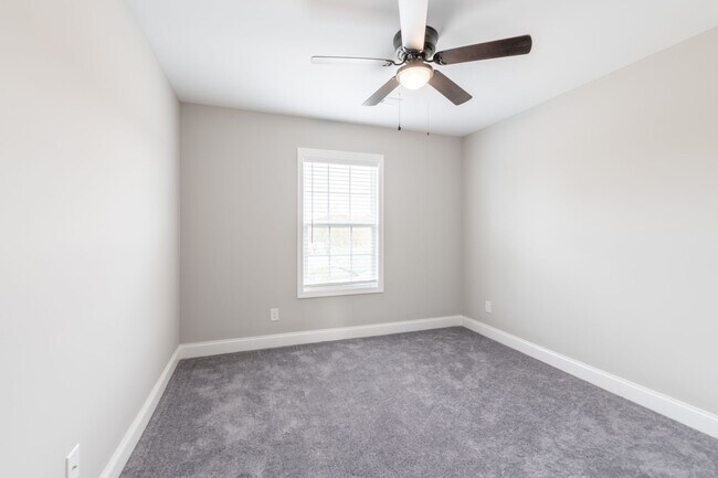 Building Photo - Maryville 37804 - Beautiful Maryville City home for rent! 4 bedroom, 2 bath home - Call Jeremy Lo...