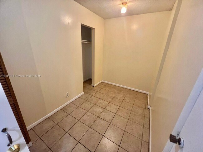 Building Photo - 2800 NW 56th Ave
