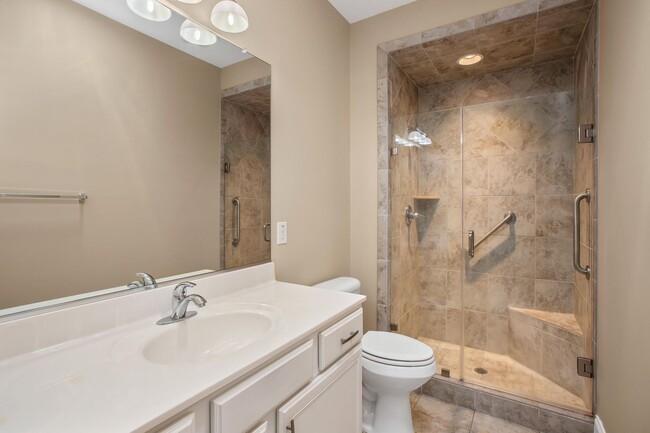 Building Photo - One Level Townhome