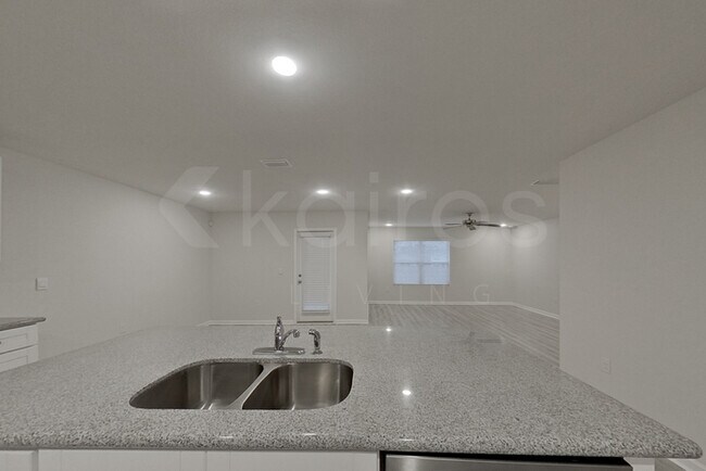 Building Photo - 4793 Malay Cir