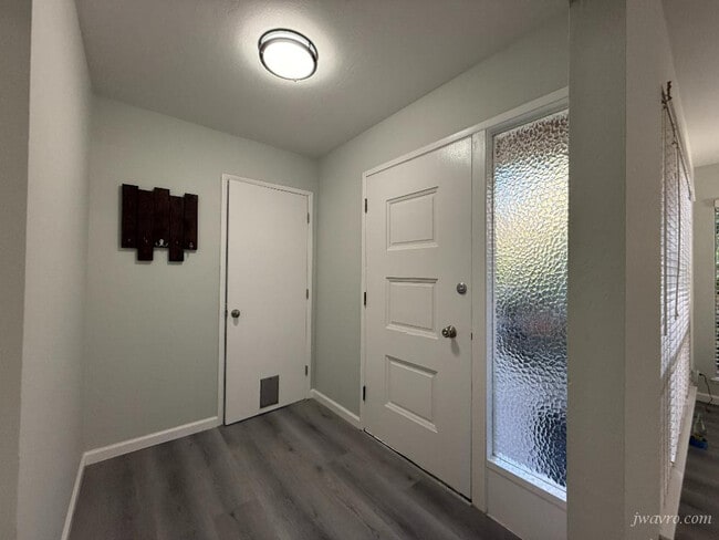 Building Photo - 282 Wheeler Ave