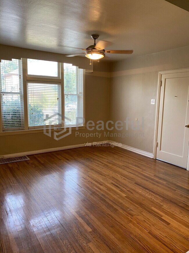 Building Photo - 215 N 215 W