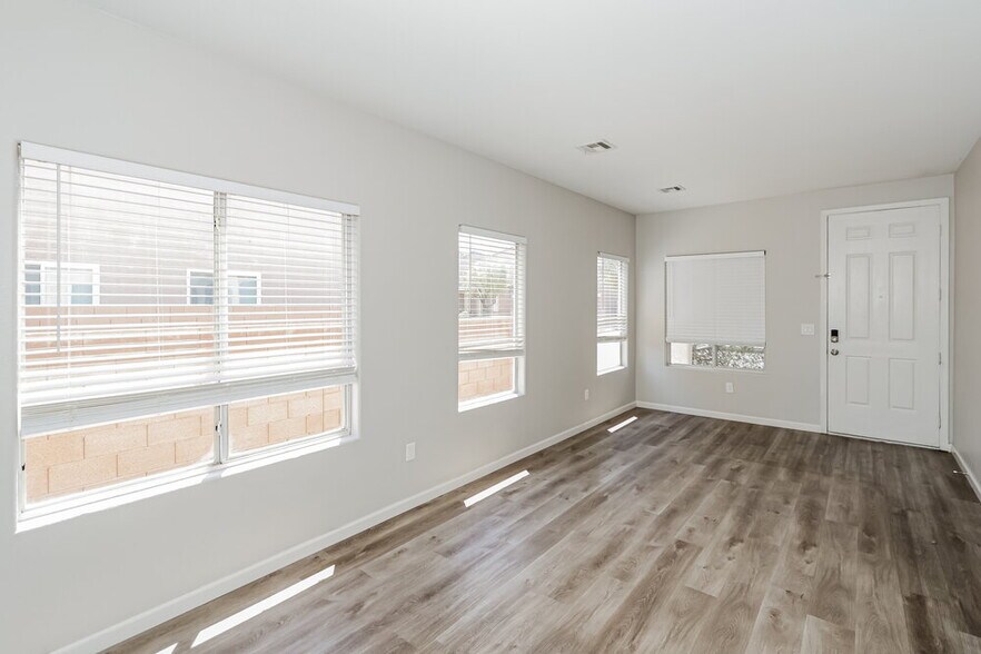 Building Photo - 7848 Juniper Forest St