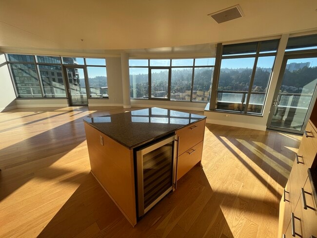 main space - 3601 S River Pky