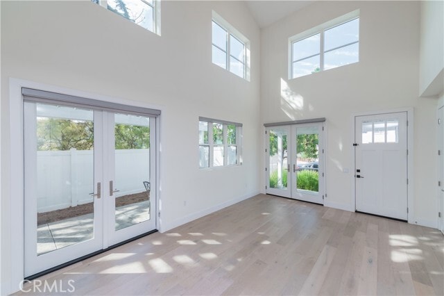 Building Photo - 146 E 18th St