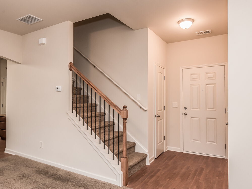 Building Photo - 98 High Point Way