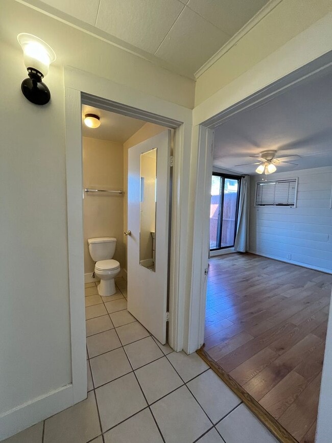 Building Photo - Craftman Style Home in North Park! Blacks ...