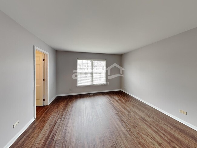 Building Photo - 2402 Wild Cherry Ct