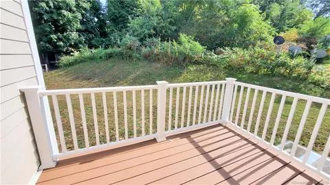 Building Photo - 38 Triangle St