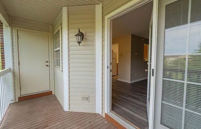 Building Photo - 134 N Rdg Dr