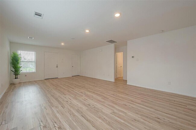 Building Photo - 26818 Wilderye Cv Ln