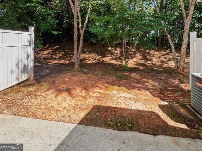 Building Photo - 5823 Strathmoor Manor Cir