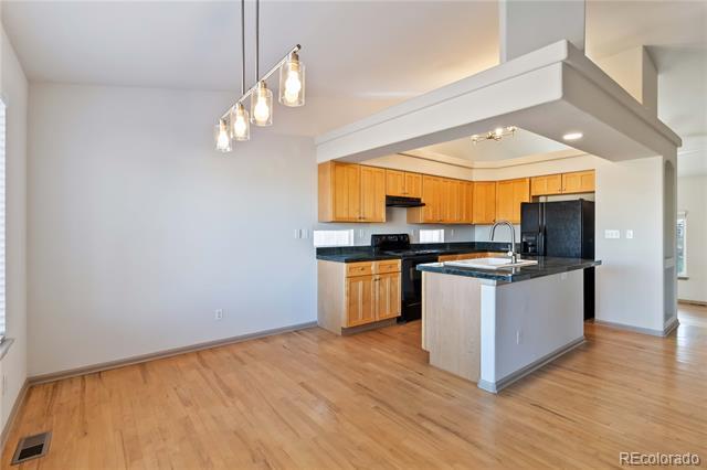 Building Photo - 4795 Fenwood Dr