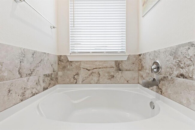 Building Photo - 524 Timber Voyage Ct