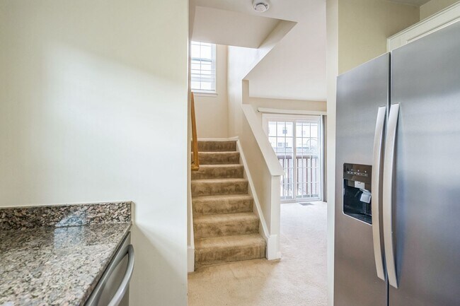 Building Photo - 46051 Marble Terrace