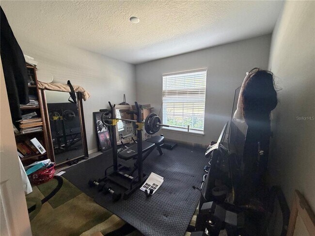 Building Photo - 1358 Cascade Dr