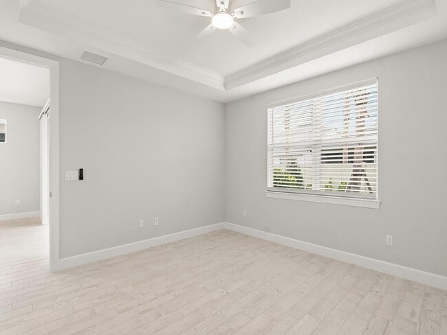Building Photo - 4501 Nautilus Cir