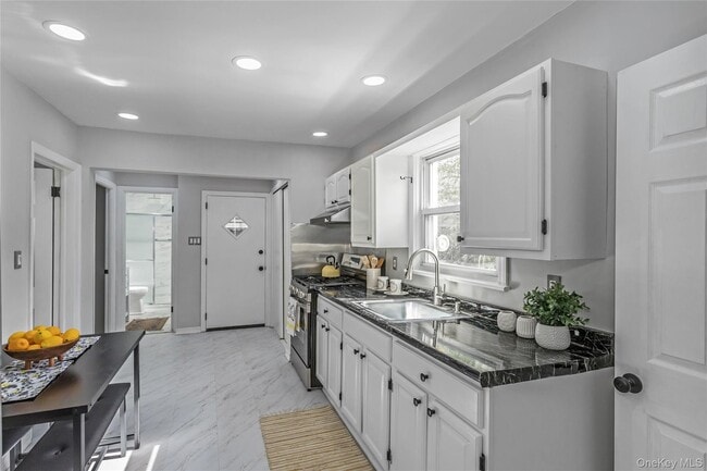 Building Photo - 53 Washington Ave