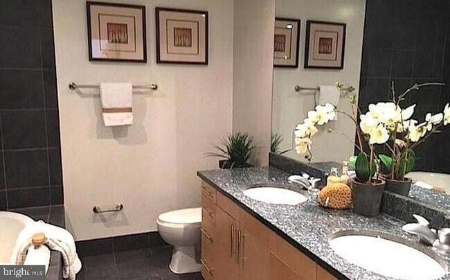 Building Photo - 3409 Wilson Blvd