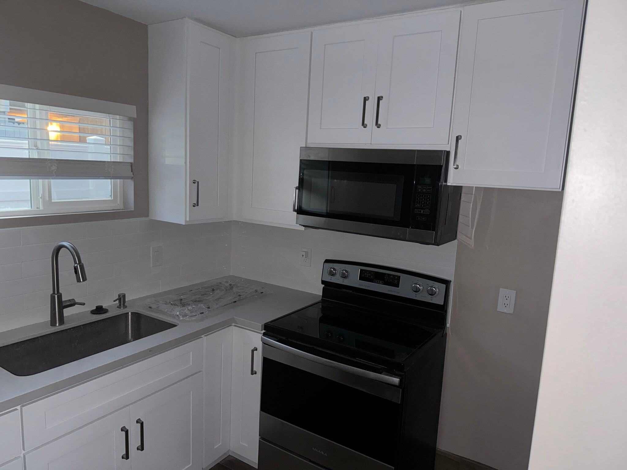 Building Photo - 32952 Urban Ave