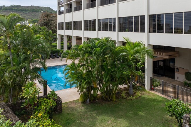 Building Photo - 1 Bed 1 Bath 1 Parking Condo in Makiki