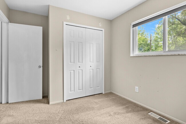 Building Photo - 273 Mc Kinley Dr
