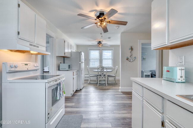 Building Photo - 2 Via Ripa Wy