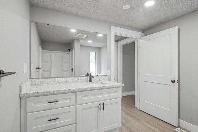 Building Photo - 332 Birch