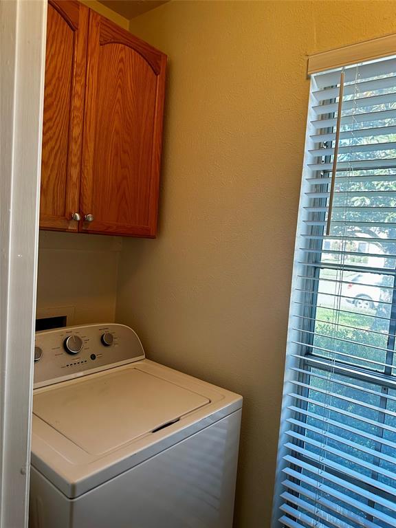 Building Photo - 16704 Ivy Grove Dr