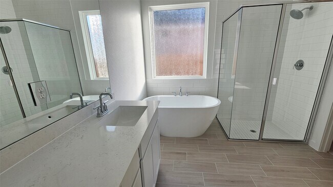 Building Photo - 16327 Mesquite Fld Dr