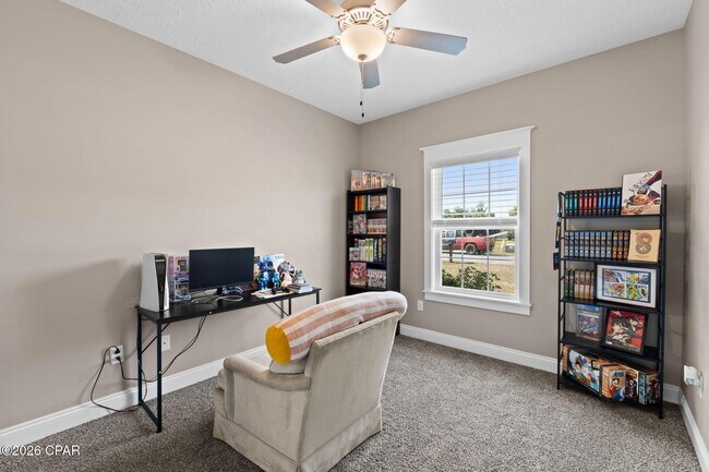 Building Photo - 5206 Robins Ct