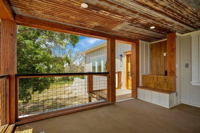 Building Photo - 111 Stony Hills Rd