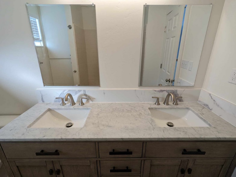 Building Photo - 2645 N 370 E