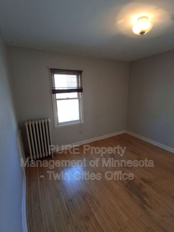 Building Photo - 4731 Chicago Ave