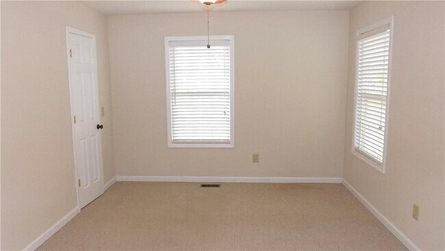 Building Photo - 103 K D Ln