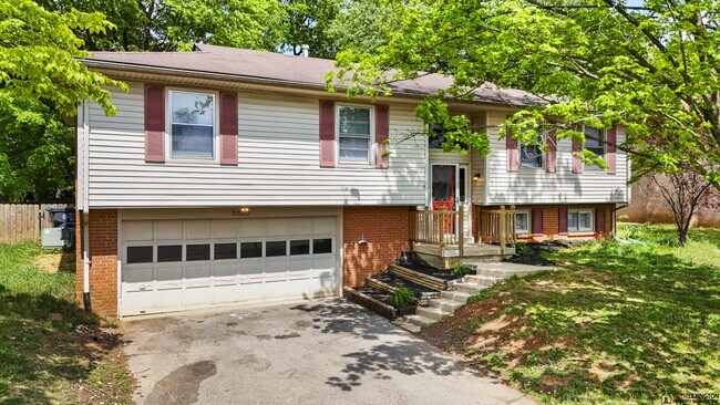 Building Photo - 3330 Tisdale Dr