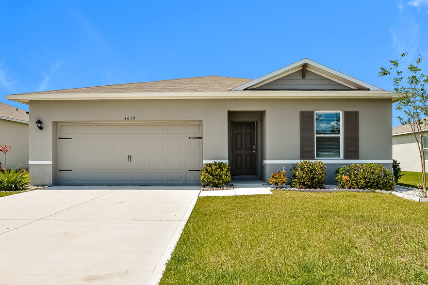 Primary Photo - 3614 Scarlet Oak Dr