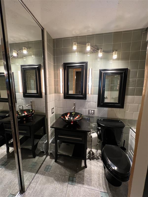 New Modern Sink - 1630 Liholiho St