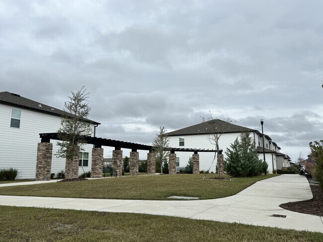 Building Photo - 5941 Piney Shrub Pl