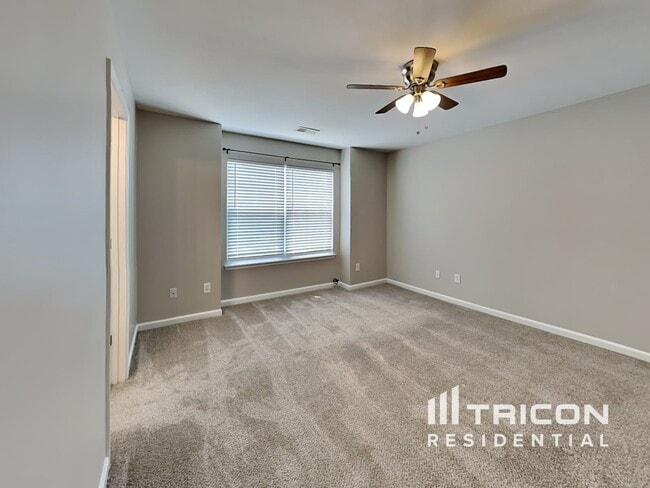 Building Photo - 303 Stonewood Crossing Dr